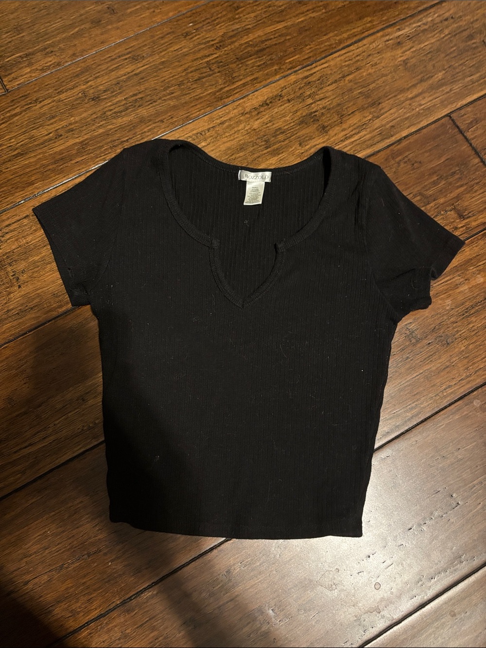 Bozzolo Black Ribbed Short Sleeve Crop Top with Notch Neck